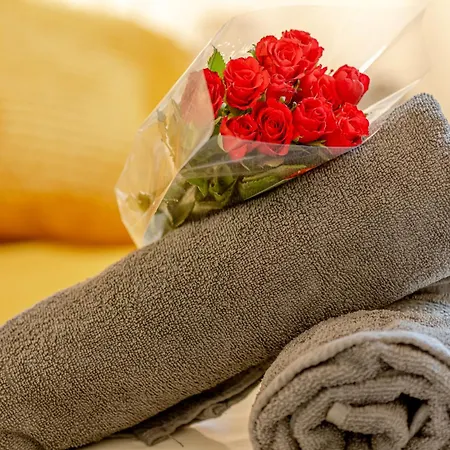 Chic Family - Neuf & Moderne - Parking Wifi Centre Gare Tgv - Confort Ideal Famille - Speciale *