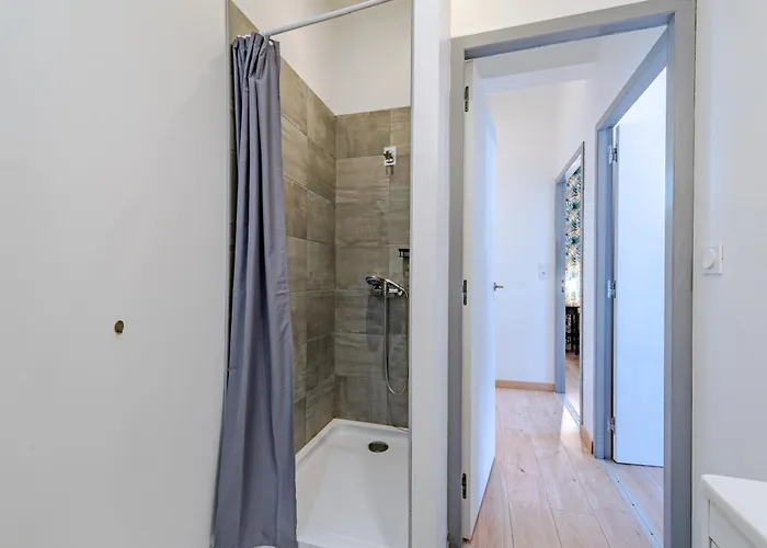 Chic Family - Neuf & Moderne - Parking Wifi Centre Gare Tgv - Confort Ideal Famille - Speciale Перпиньан