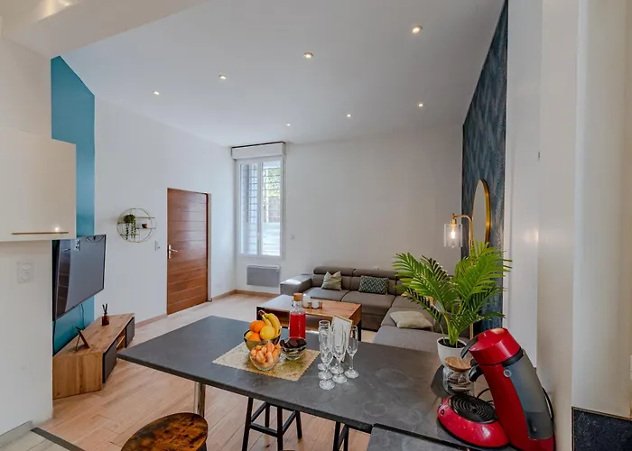 Апартаменты Chic Family - Neuf & Moderne - Parking Wifi Centre Gare Tgv - Confort Ideal Famille - Speciale